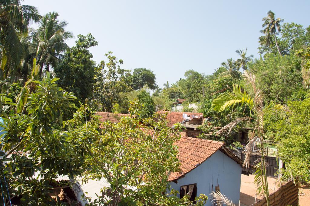 מיריסה Garden Inn מראה חיצוני תמונה