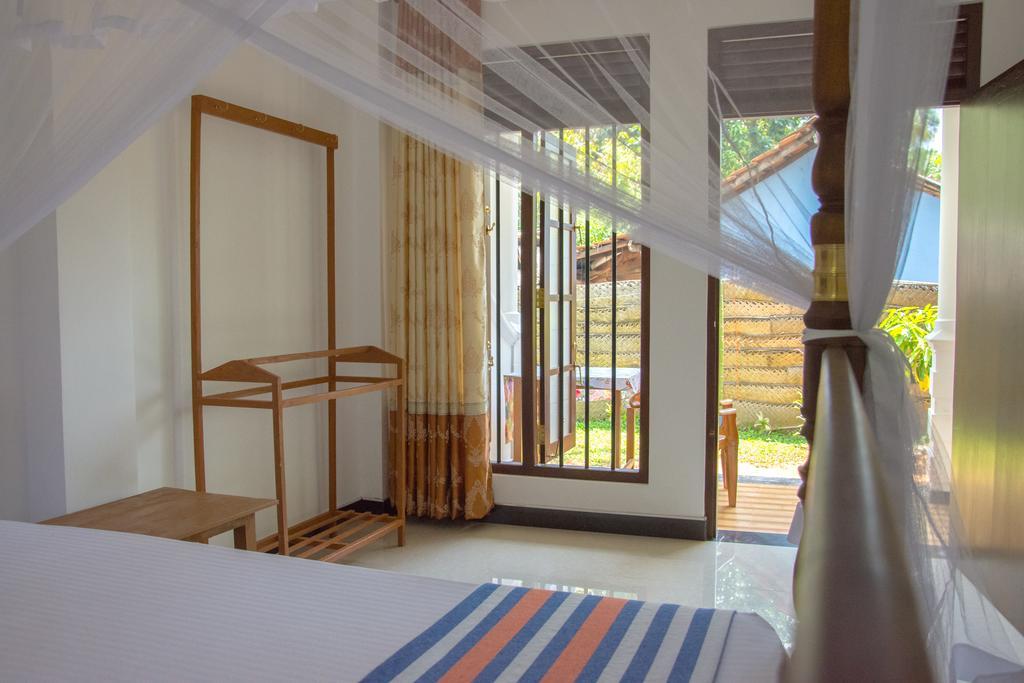 מיריסה Garden Inn מראה חיצוני תמונה